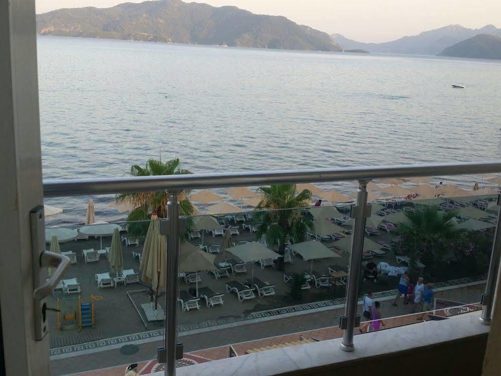 מרמריס La Vita Beach Hotel מראה חיצוני תמונה