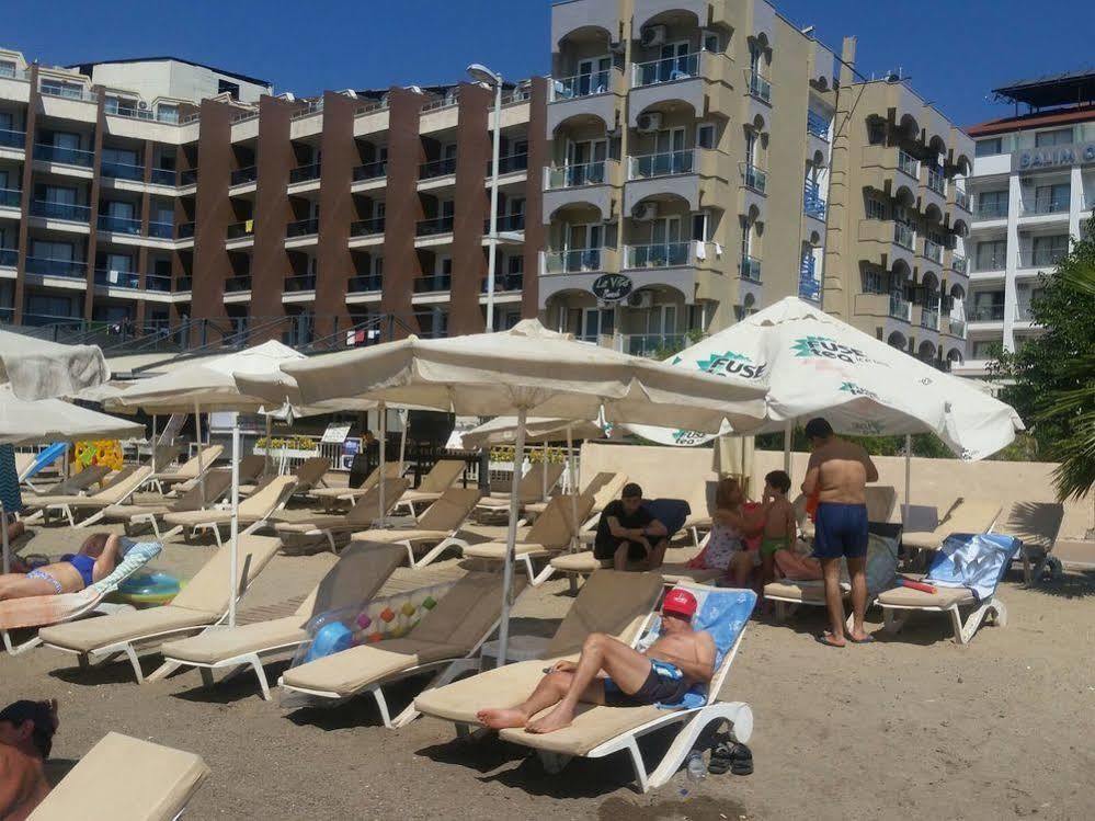 מרמריס La Vita Beach Hotel מראה חיצוני תמונה